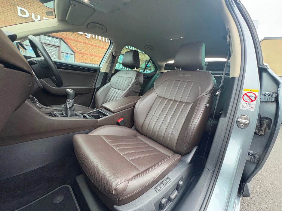 2019 Skoda Superb L&K 2.0tdi 150HP *Huge Spec* €24,950