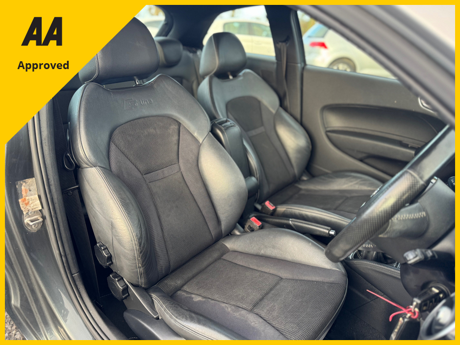 2013 Audi A1 - image 6