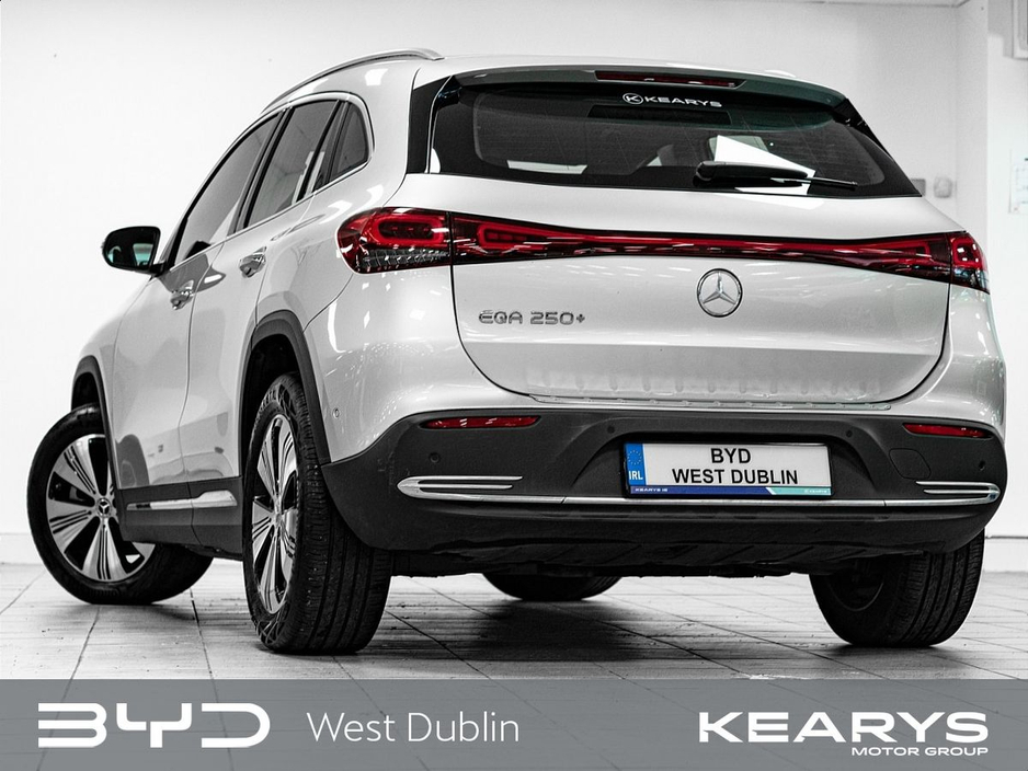 2023 Mercedes-Benz EQA - image 8