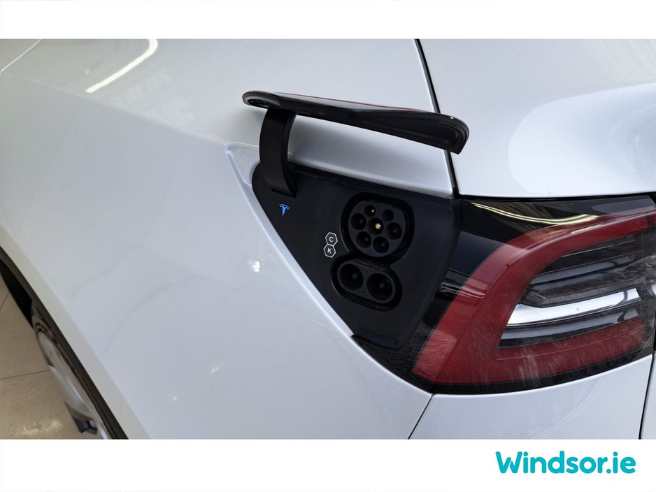 2023 Tesla Model Y RWD €34,995