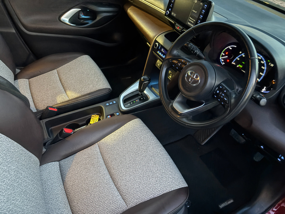 2021 Toyota Yaris 1.5 Hybrid 5Dr Luna €24,950