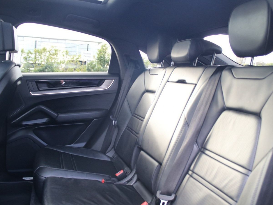 2024 Porsche Cayenne E-Hybrid Coupe €105,000