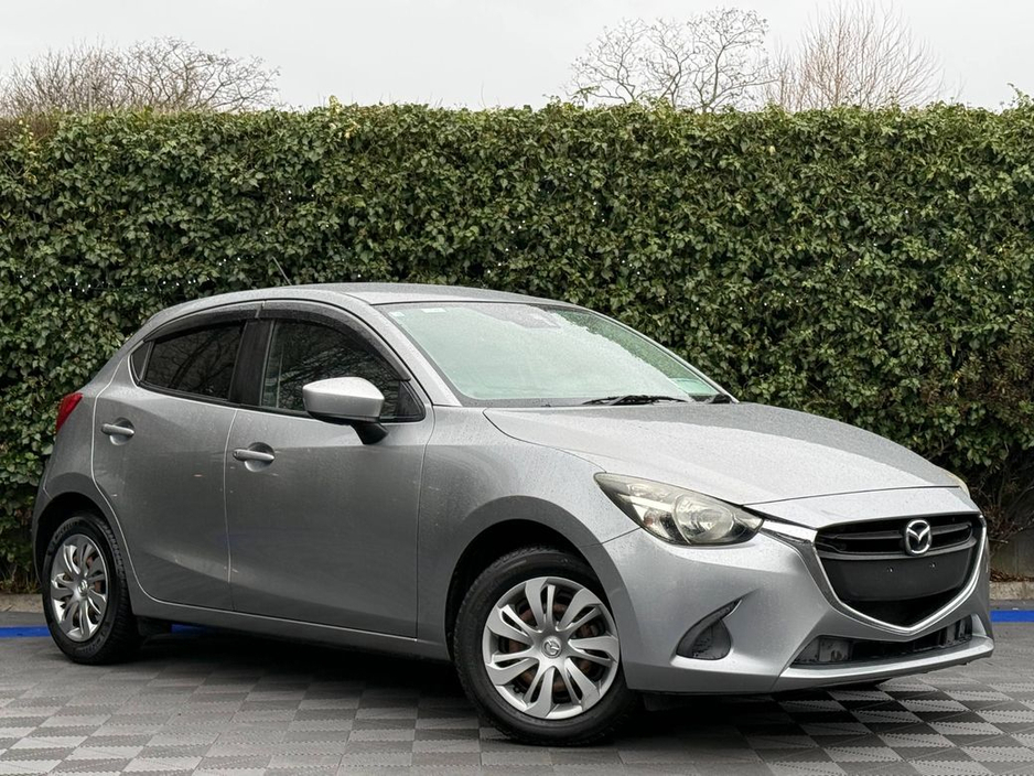 2016 Mazda Demio 1.3 SKYACTIV // SERVICE HISTORY // REVERSE CAMERA // AIR CONDITIONING €10,900