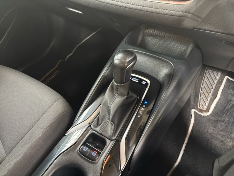 2022 Toyota Corolla - image 14