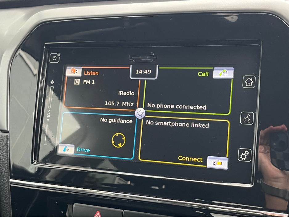 2023 Suzuki Vitara - image 17