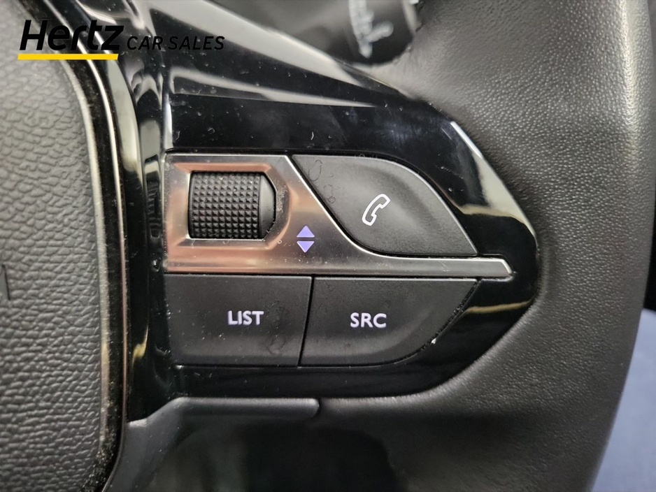 2023 Peugeot 2008 - image 25