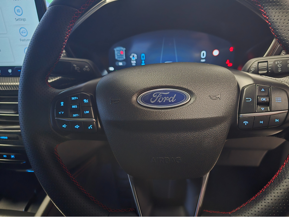 2025 Ford Kuga ST-LINE PHEV PAN ROOF €39,800