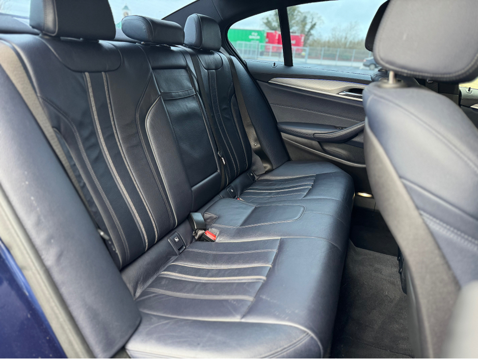 2017 BMW 5 Series - image 16