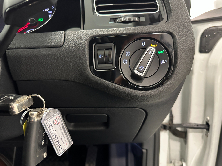 2014 Volkswagen Golf (142) HIGHLINE 1.4TSI DSG LOW KMS VW/AUDI SPECIAISTS WWW.DENISDARCYCARS.IE €12,950