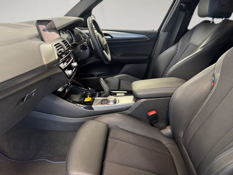 2019 BMW X3 - image 17