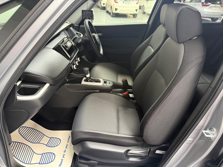 2020 Honda Fit - image 22