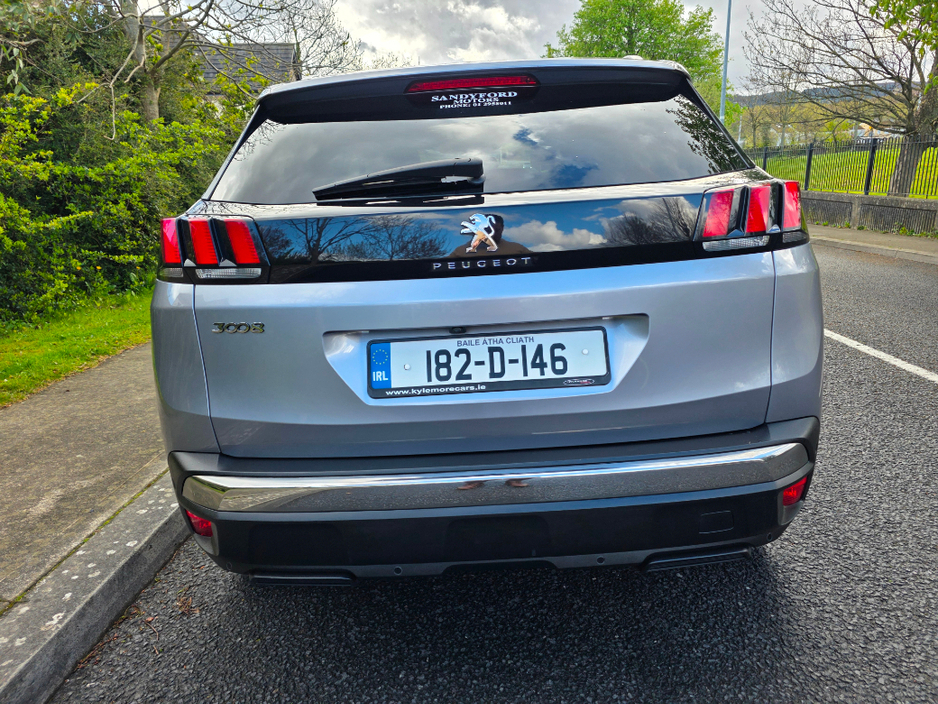 2018 Peugeot 3008 - image 4