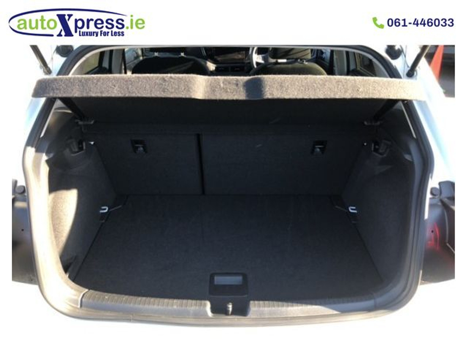 2022 Volkswagen Polo - image 10