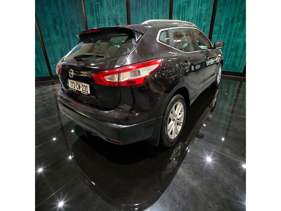 2017 Nissan Qashqai 1.2 PET SV €8,887