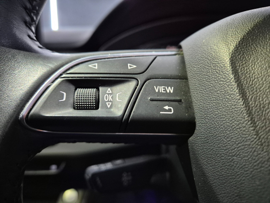 2019 Audi A4 - image 9