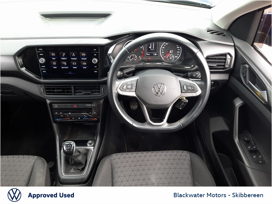 2022 Volkswagen T-Cross - image 6
