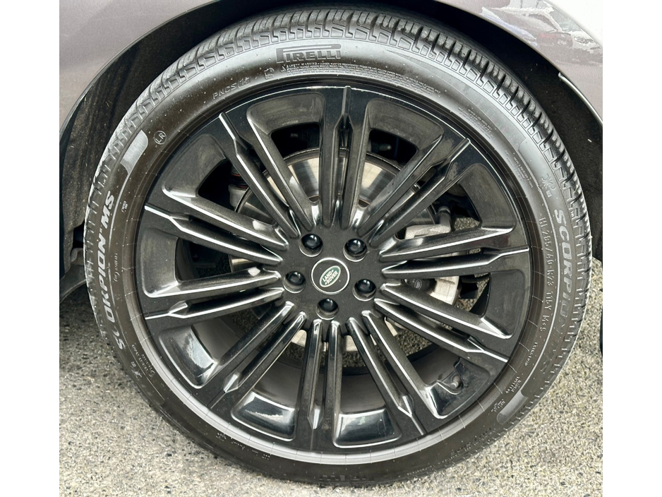 2024 Land Rover Range Rover - image 28