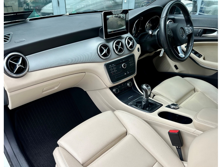 2016 Mercedes-Benz CLA Class - image 6