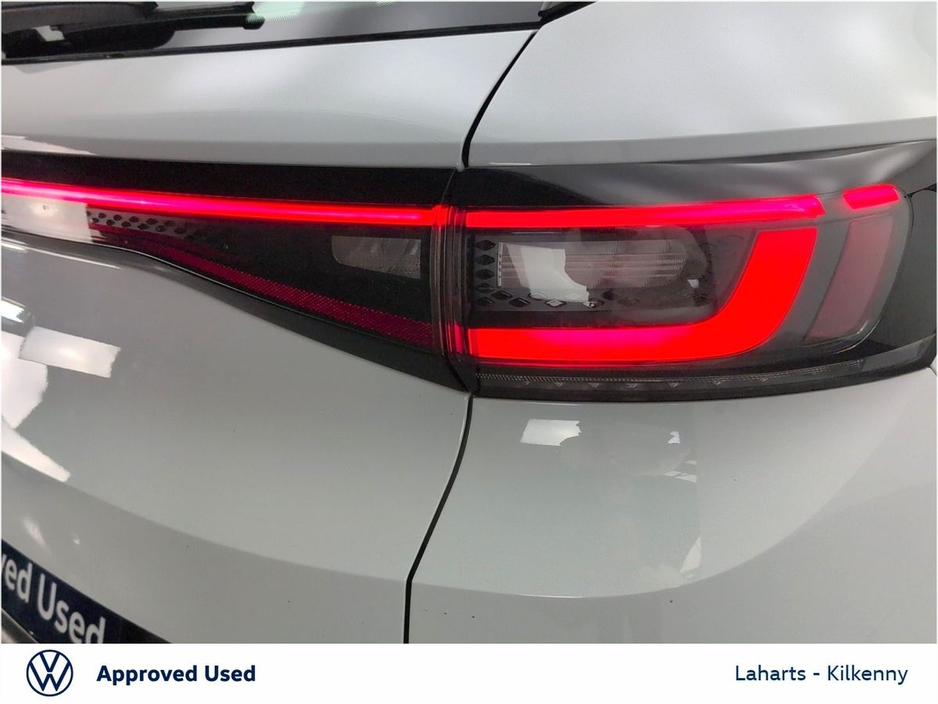 2023 Volkswagen ID.4 - image 21