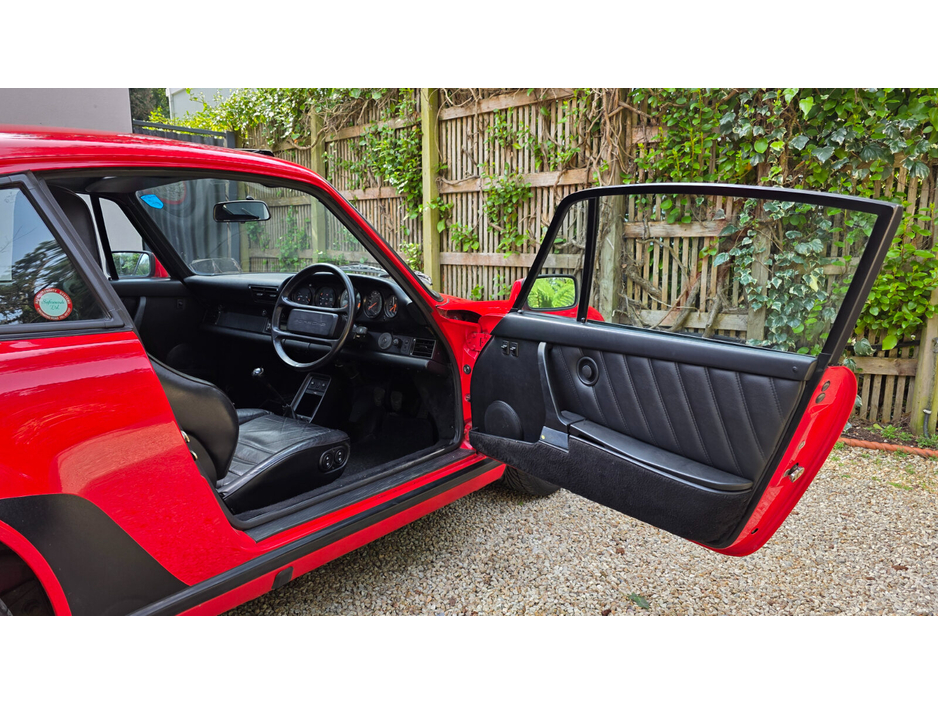 1987 Porsche 911 - image 9