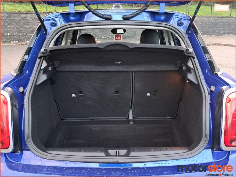 2020 MINI Hatch Cooper Classic Auto €21,900