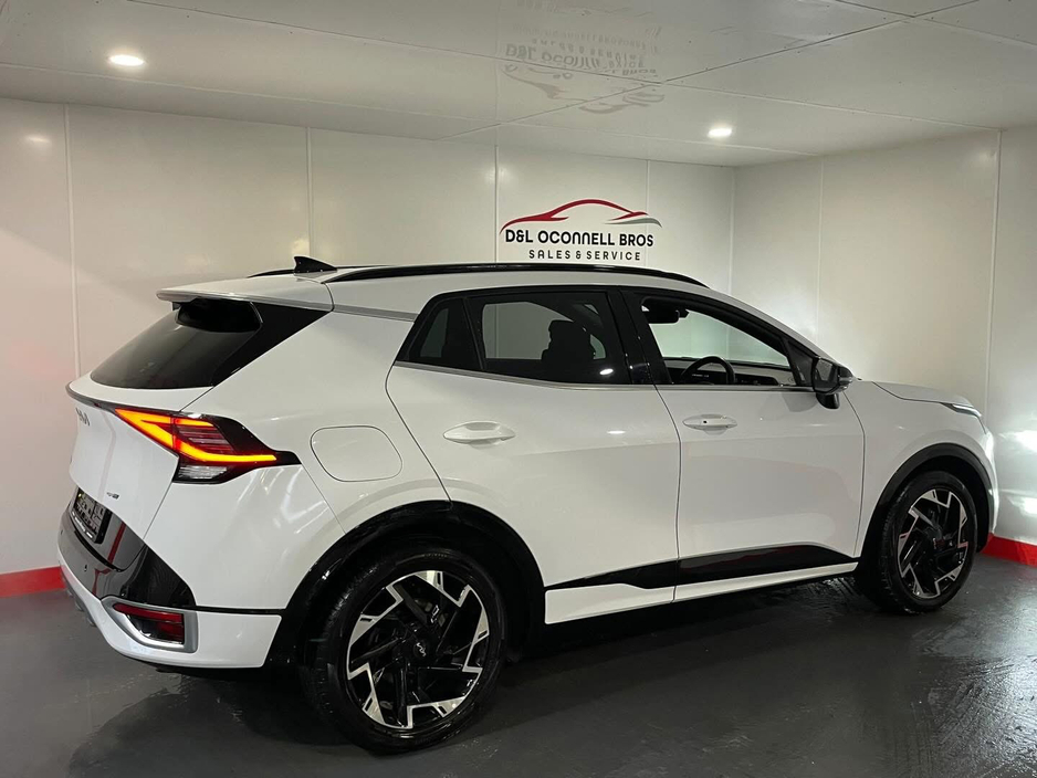 2022 Kia Sportage - image 13