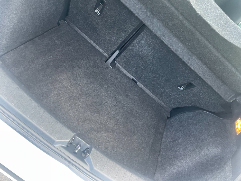 2019 Nissan Micra - image 13