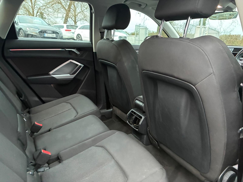 2019 Audi Q3 - image 6