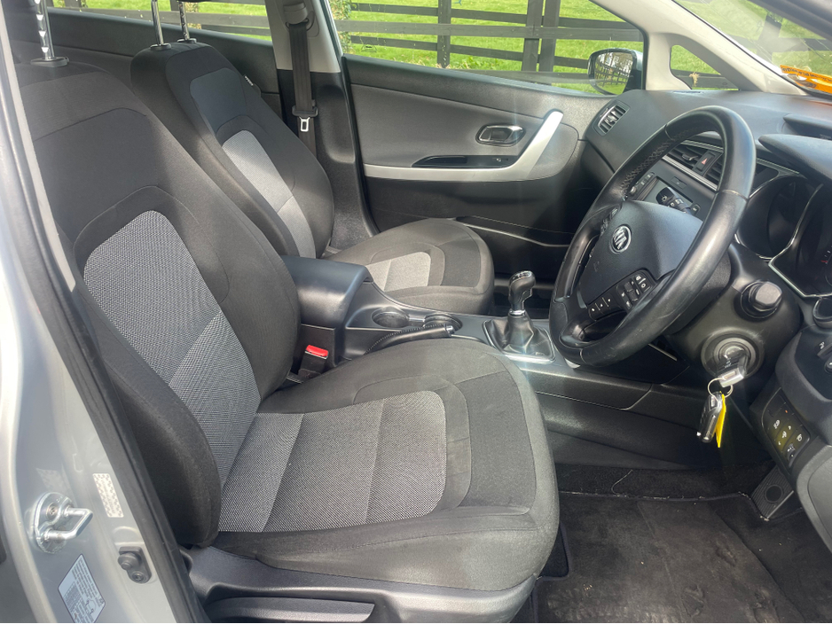 2018 Kia Ceed - image 8