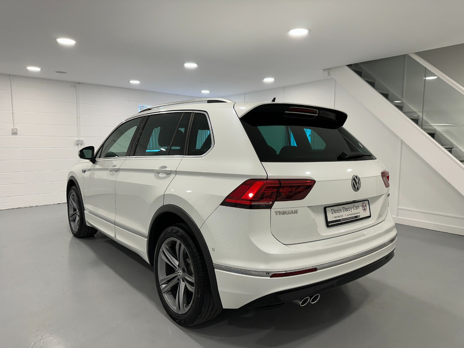 2018 Volkswagen Tiguan - image 12