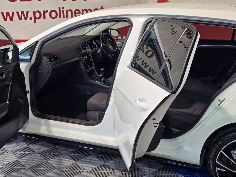 2019 Volkswagen Golf VW GOLF 1.6 TDI MATCH IN STUNNING CONDITION €18,995