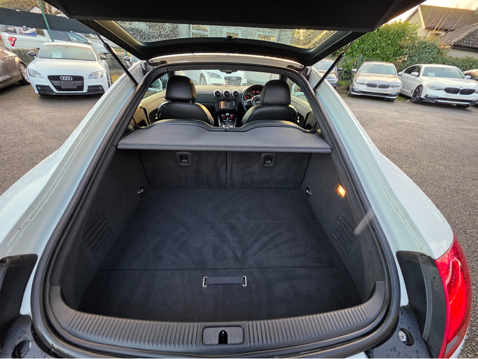 2015 Audi TT 1.8 TFSI FULL BLACK LEATHER SEATS REV CAMERA ALLOYS €16,450