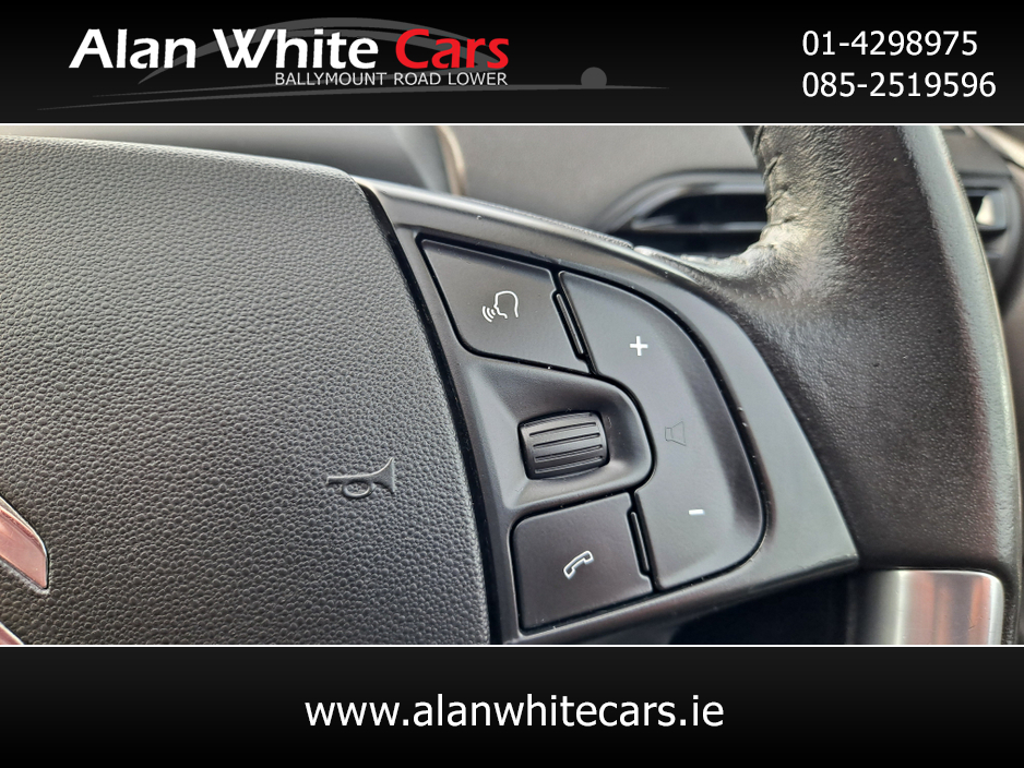 2018 Citroen C4 Picasso - image 23