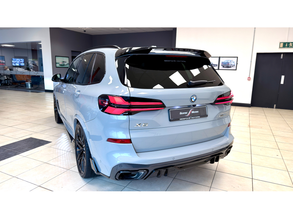 2025 BMW X5 50E MSPORT PRO €95,950