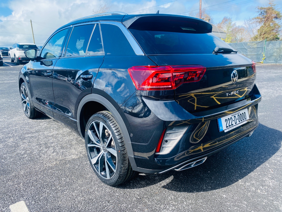 2022 Volkswagen T-Roc - image 9