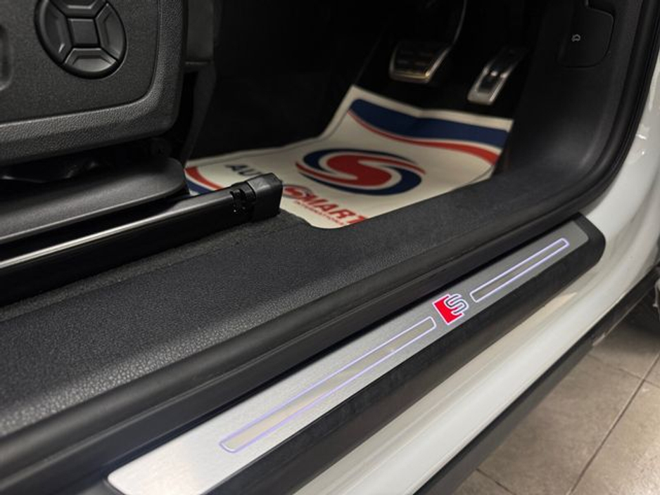 2021 Audi Q3 - image 23