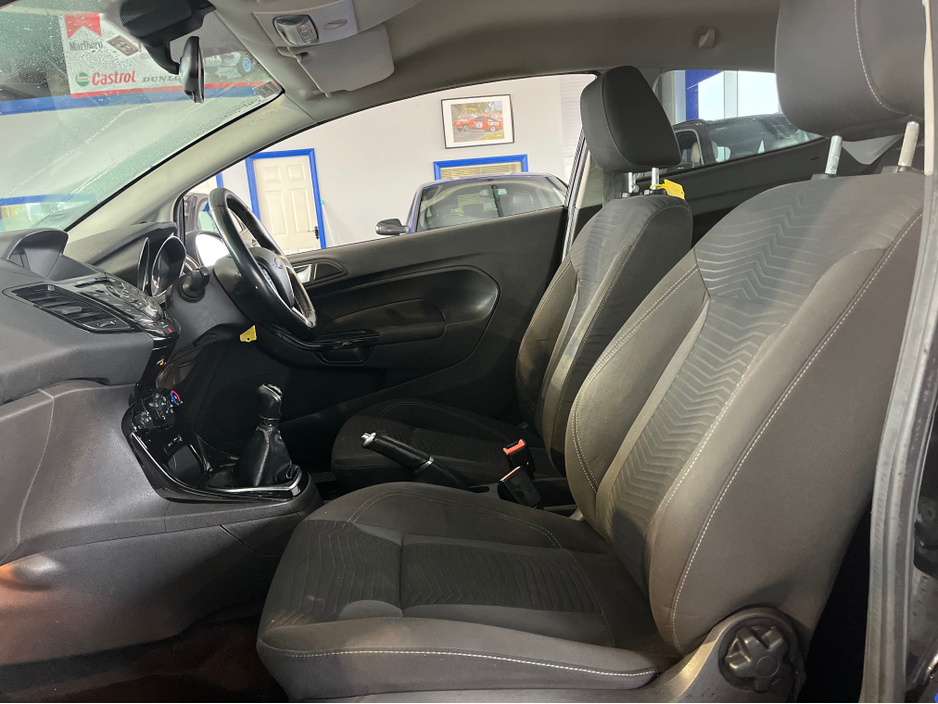 2017 Ford Fiesta ZETEC 1.2 petrol 60 bhp manual €9,950