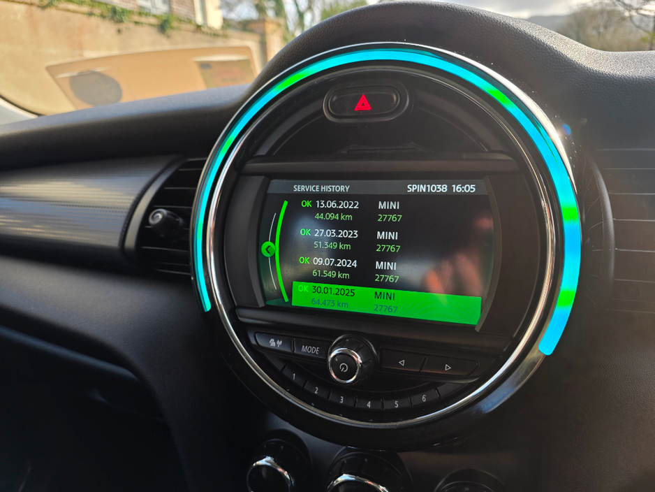 2018 MINI Cooper - image 16