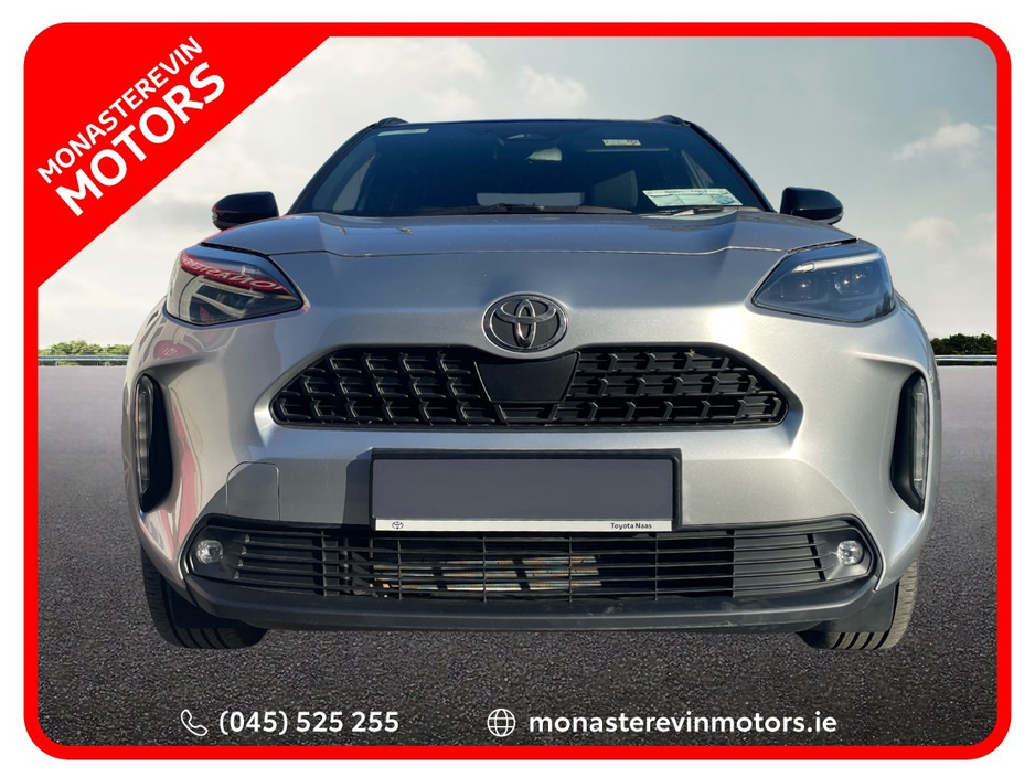 2025 Toyota Yaris Cross - image 5