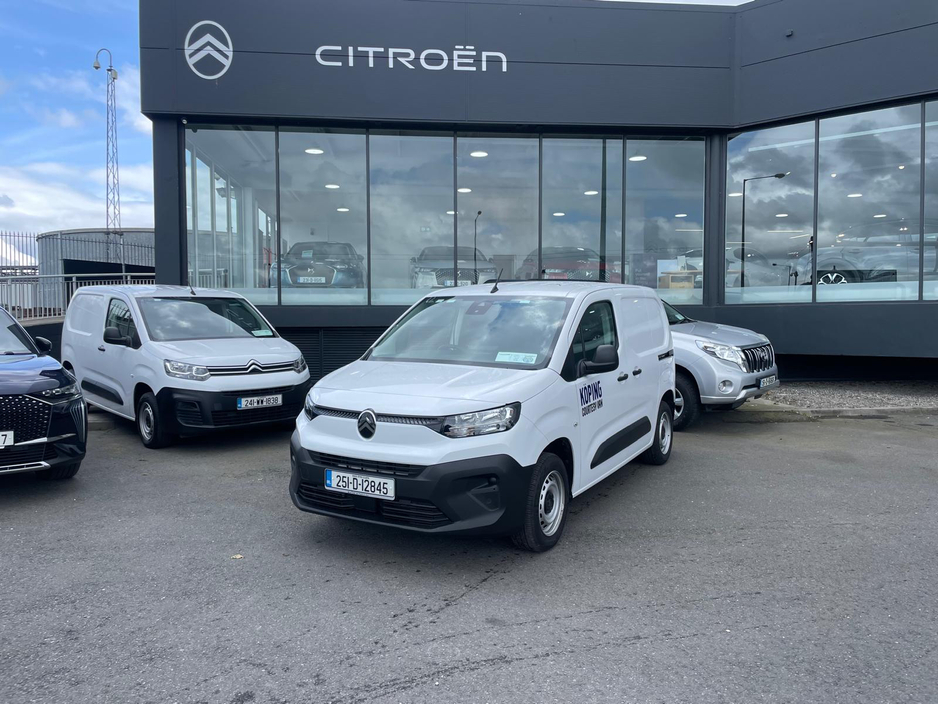 2025 Citroen Berlingo ENTRPRISE BLUE HDI 100 6 SPEED // HIGH SPEC ENTERPRISE MODEL €19,512
