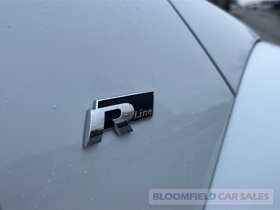 2019 Volkswagen Beetle - image 30