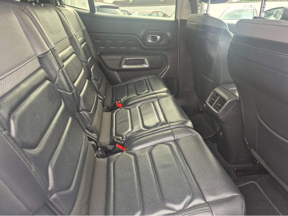 2023 Citroen C5 Aircross - image 11