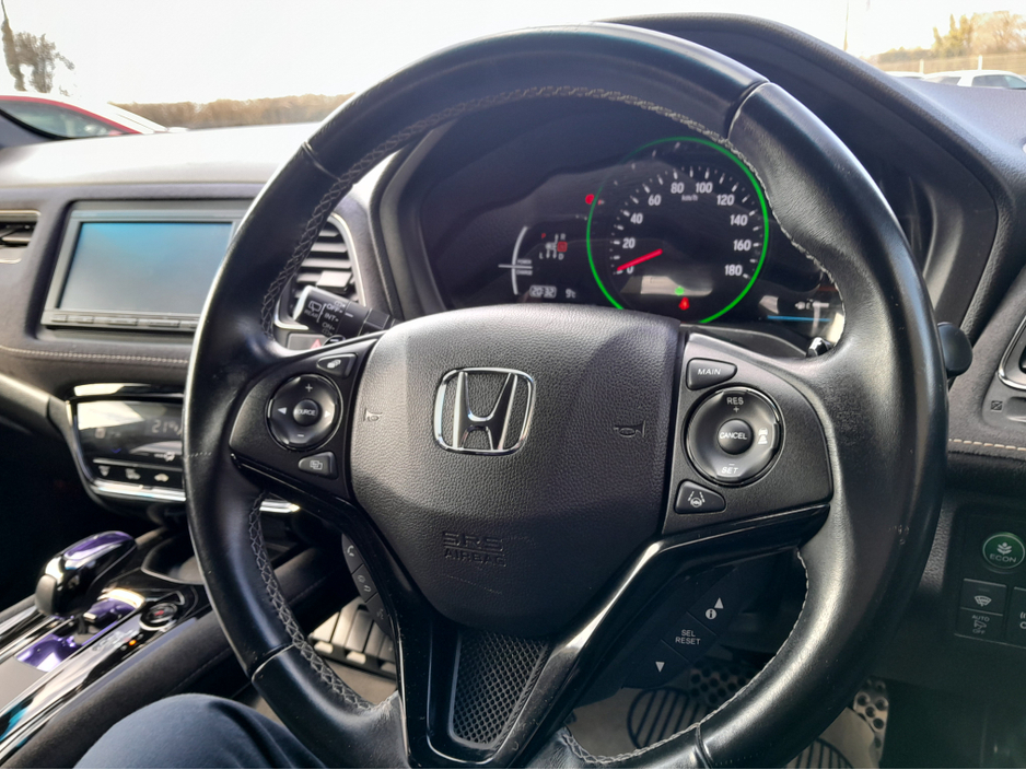 2016 Honda Vezel - image 25
