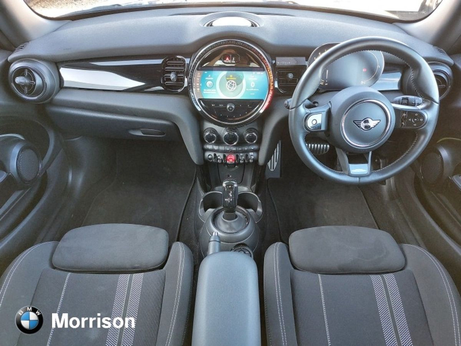 2023 MINI Hatch - image 2