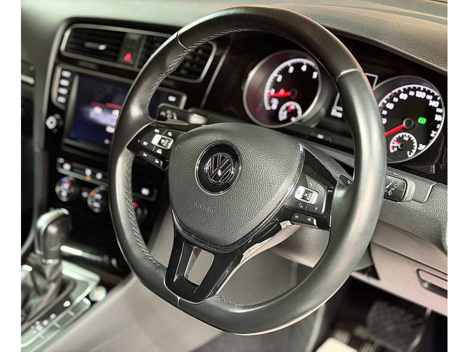 2014 Volkswagen Golf 1.4 TSI DSG 140HP HIGHLINE €14,850