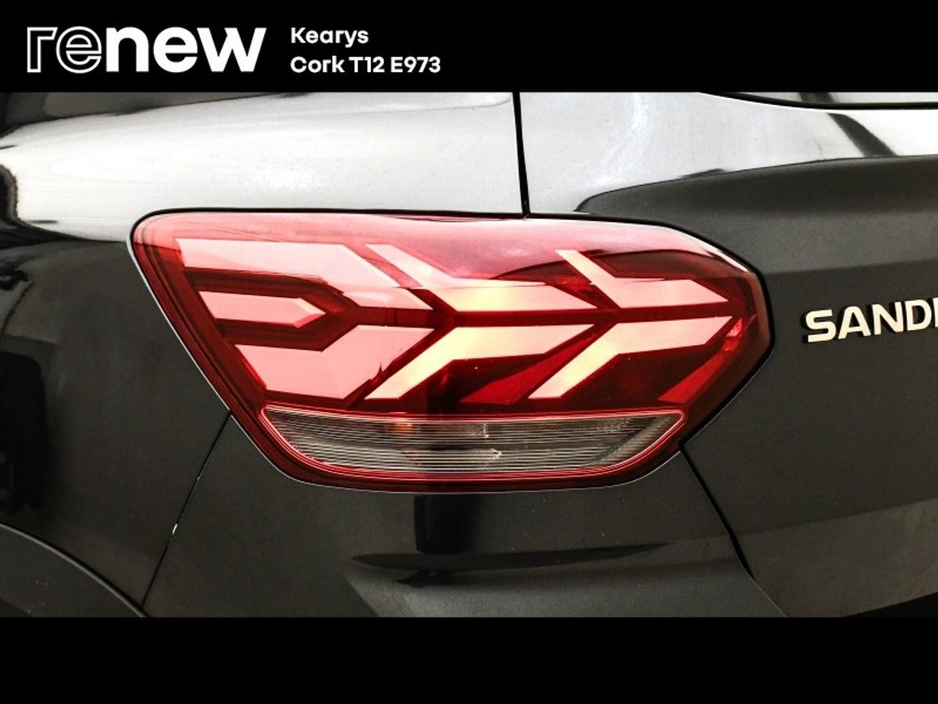 2022 Dacia Sandero Stepway - image 16