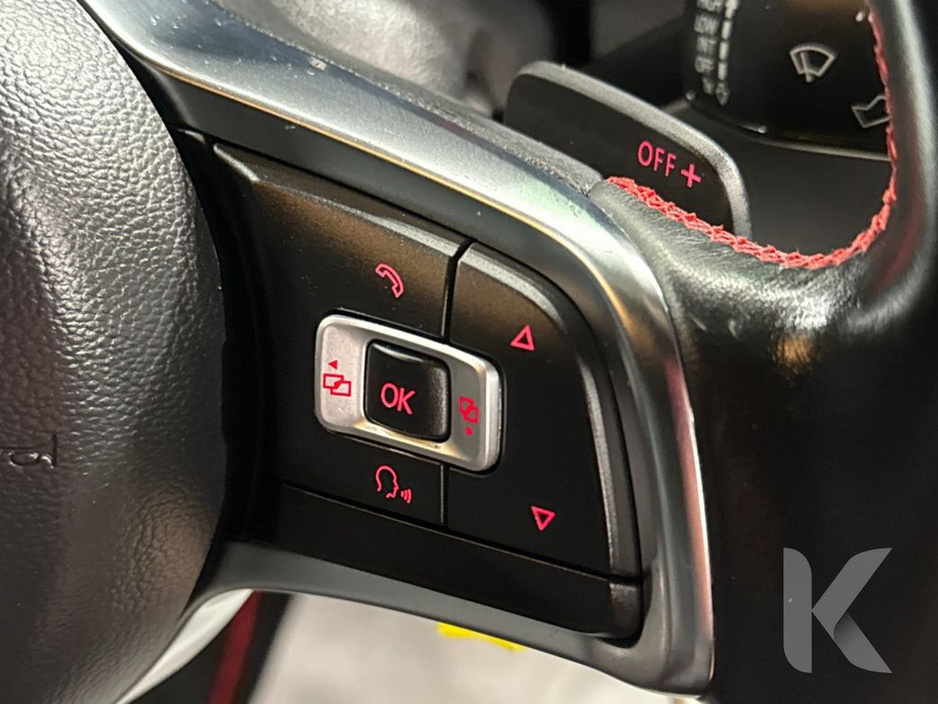 2015 Volkswagen Polo - image 22