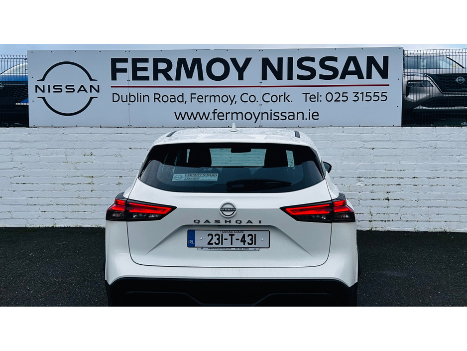 2023 Nissan Qashqai REVERSE CAMERA + REAR PARK SENSORS €27,995