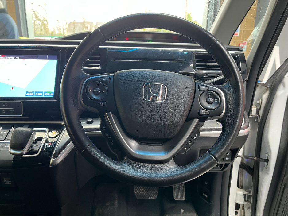 2019 Honda Stepwagon €25950 2019 HONDA STEPWAGON HYBRID G EX SENSING BLACK STYLE 2.0 AUTOMATIC / CRUISE CONTROL / REVERSE CAMERA / AUTOMATIC DOORS / 7 SEATS €25,950