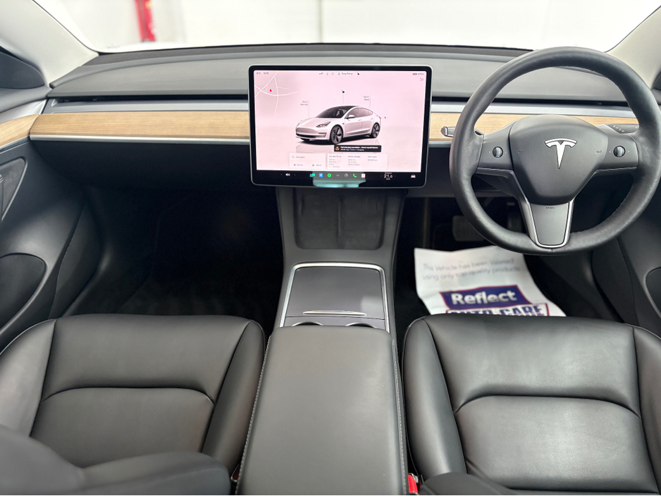 2022 Tesla Model 3 - image 10